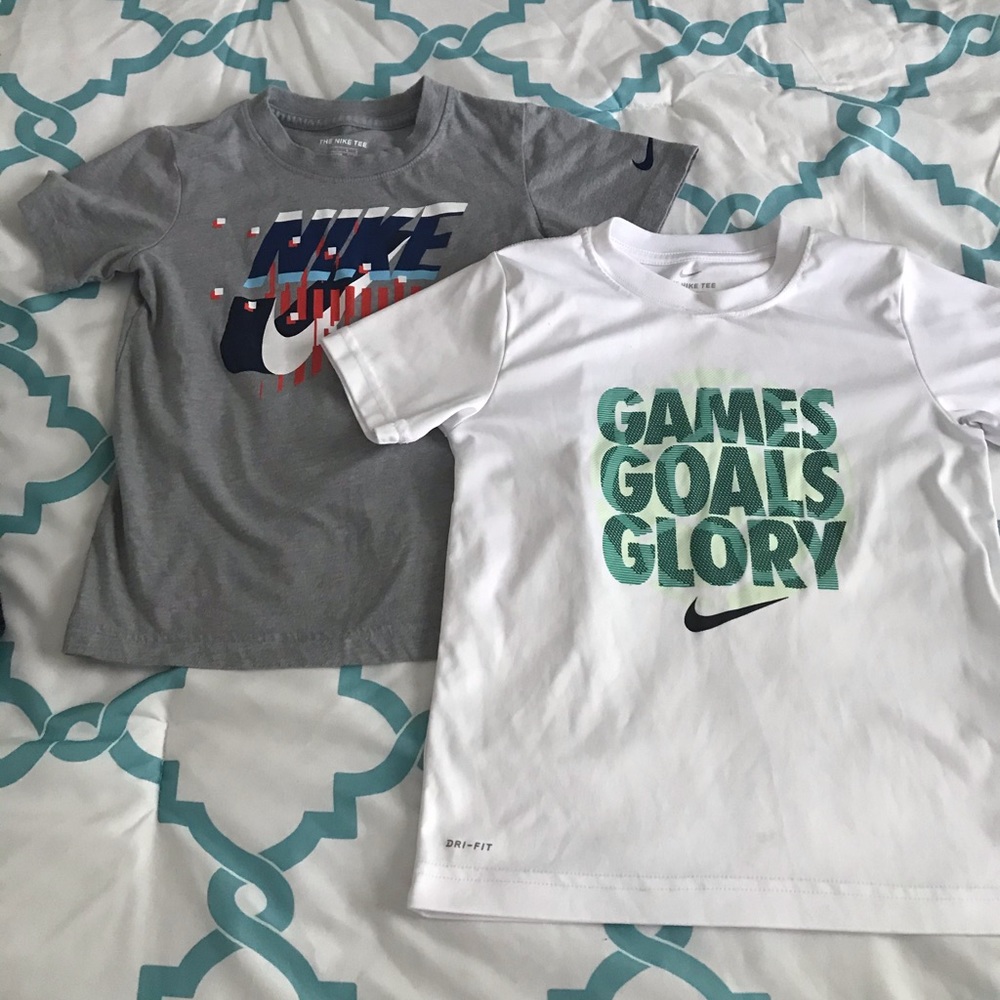 Boys Nike T shirts